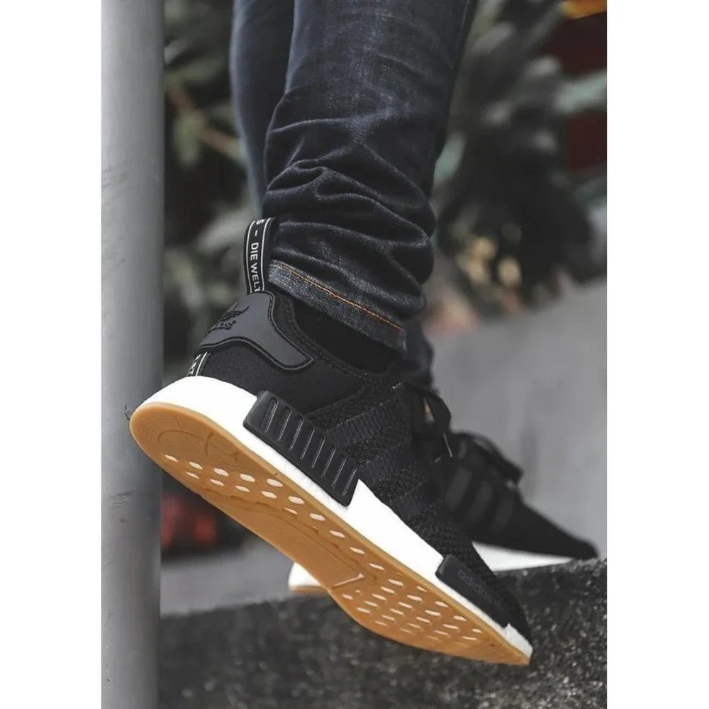 Adidas Originals NMD_R1 Core Black Gum Mens Running Shoes B42200 Size 8.5